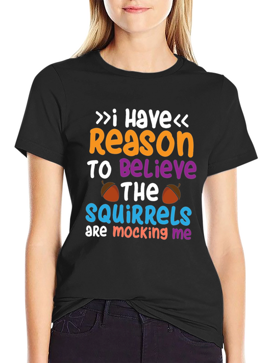 Camiseta Negra con Diseño de Ardillas Burlescas