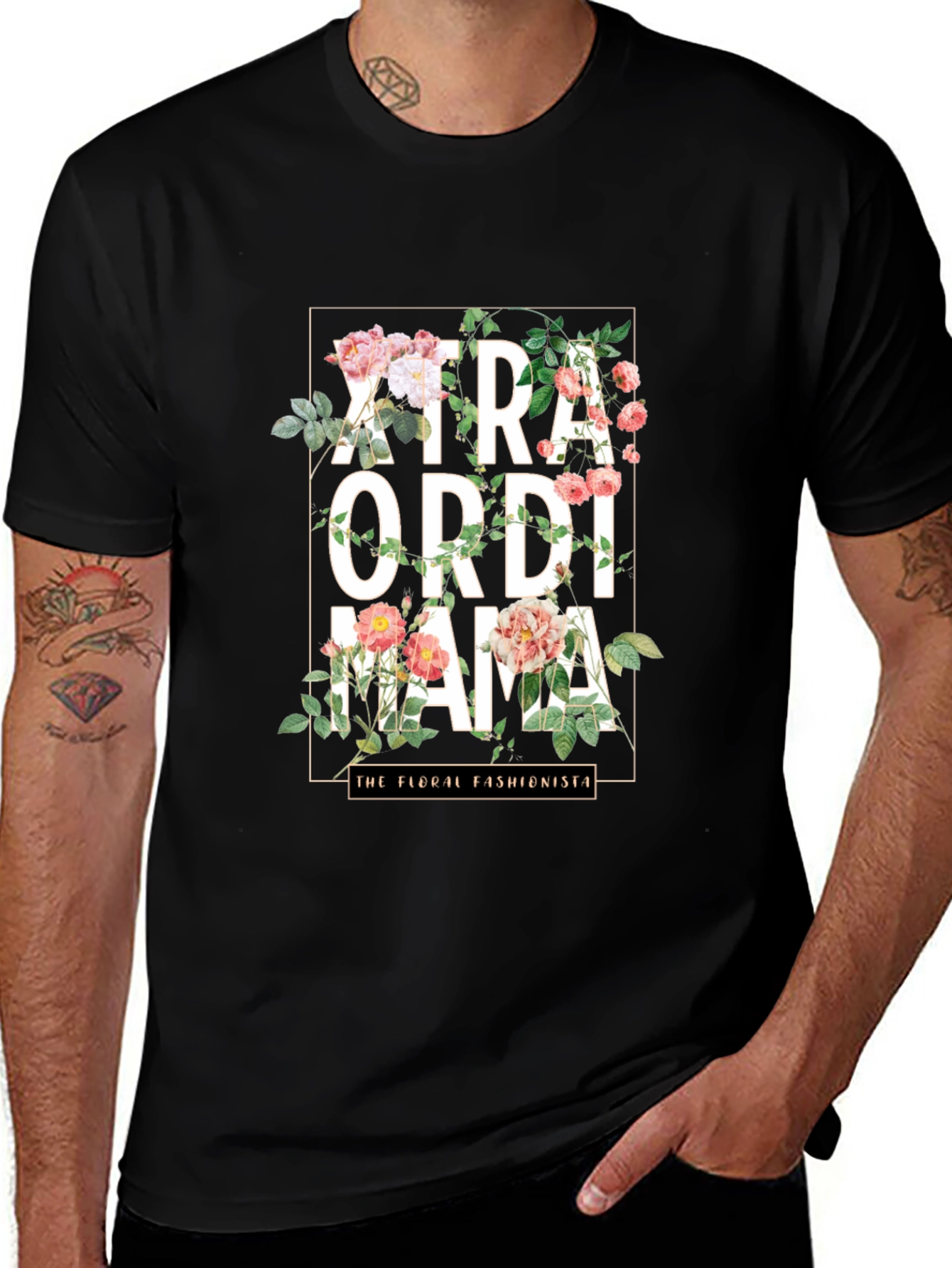 Camiseta Negra Floral Extraordinaria Mamá